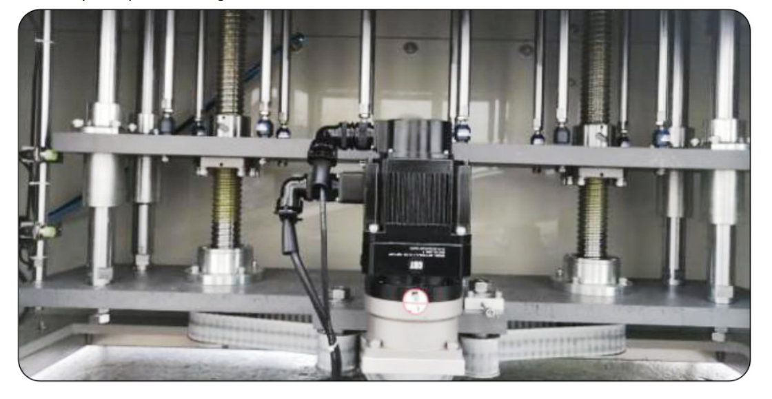 Machine de remplissage automatique à servo-piston à 12 buses
